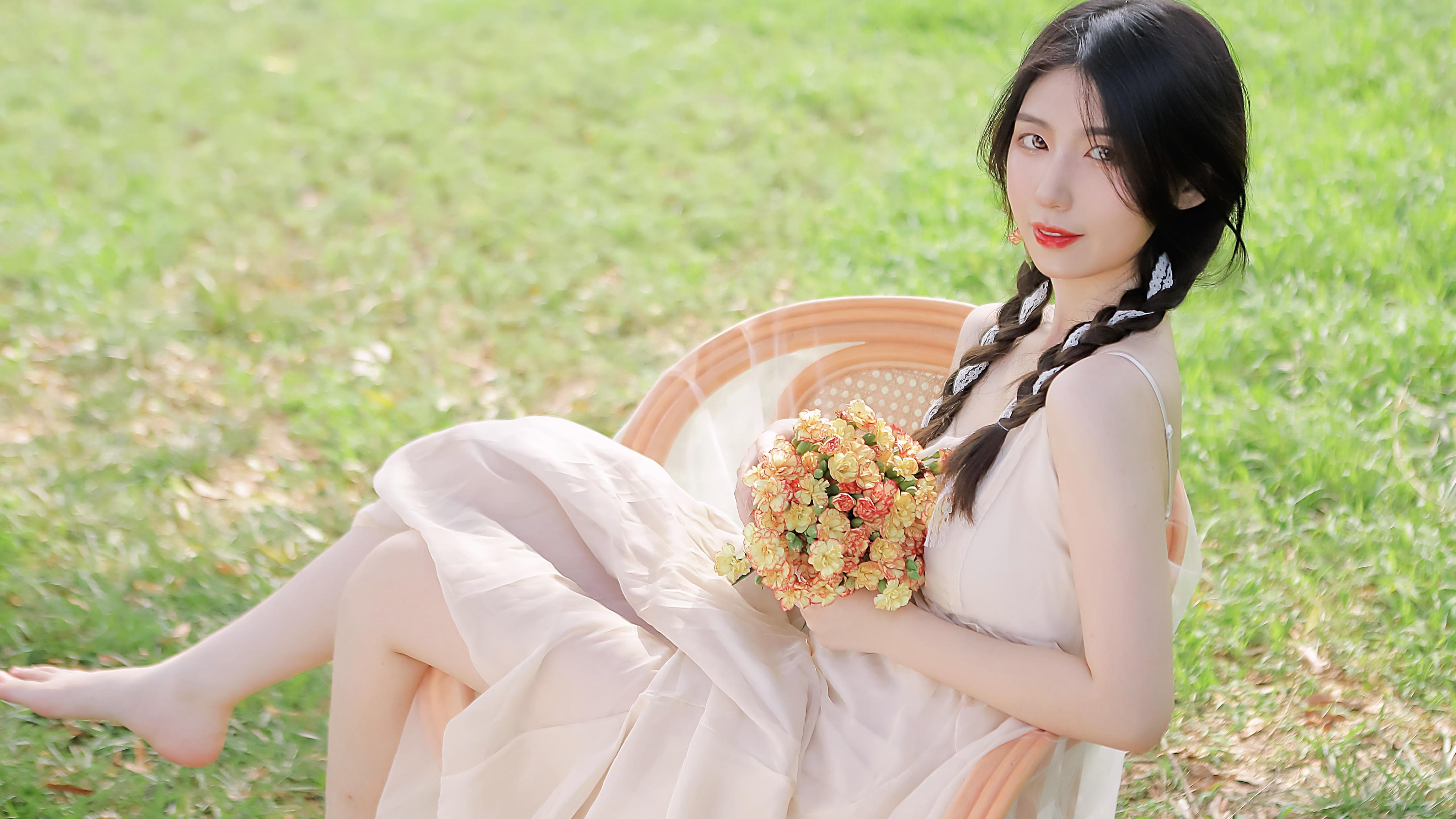 黄仁勋称赞DeepSeek：杭州是“中国硅谷”